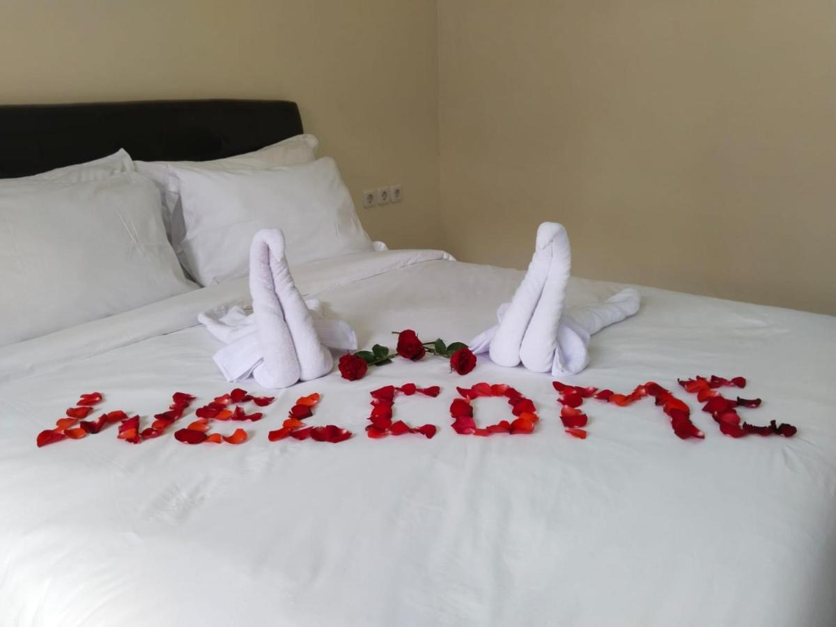 The Laviana Hotel Lovina Buitenkant foto